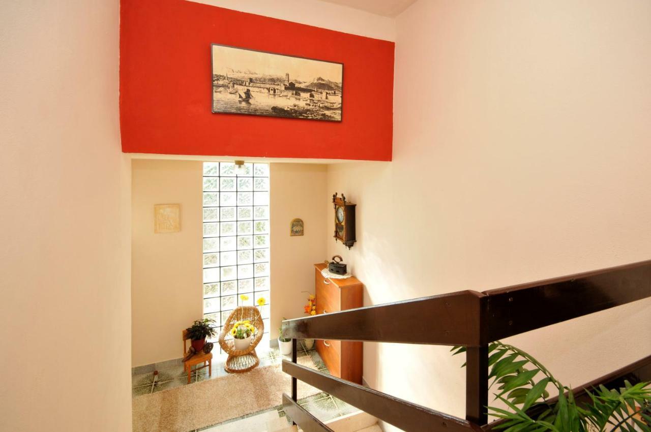 Apartment Ana Trogir Exterior foto